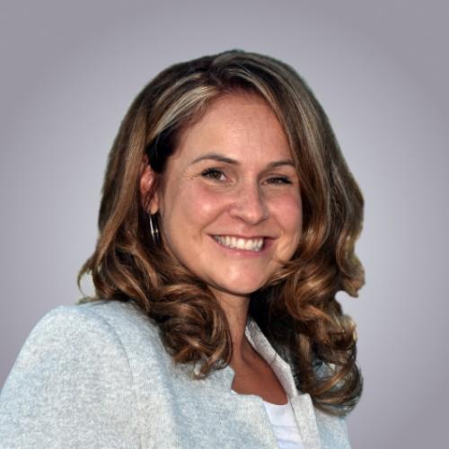 #562 - Caroline Boily Directrice Groupes & Congrès chez Voyages Laurier du Vallon - Entrevue - Dans la jungle des affaires